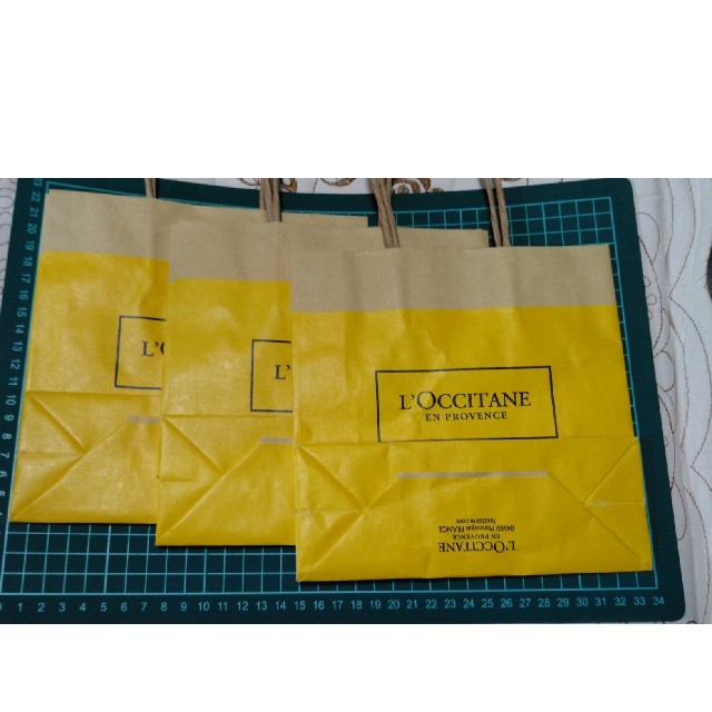 L'OCCITANE(ロクシタン)のロクシタン紙袋(小) レディースのバッグ(ショップ袋)の商品写真