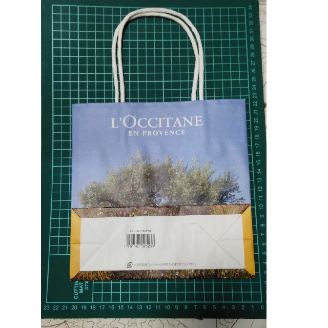 L'OCCITANE(ロクシタン)のロクシタン紙袋(小)3枚 レディースのバッグ(ショップ袋)の商品写真
