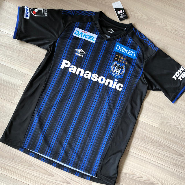 Umbro 新品 ガンバ大阪 半袖homeレプリカユニフォーム O Xoの通販 By Hysteric M S Shop アンブロならラクマ