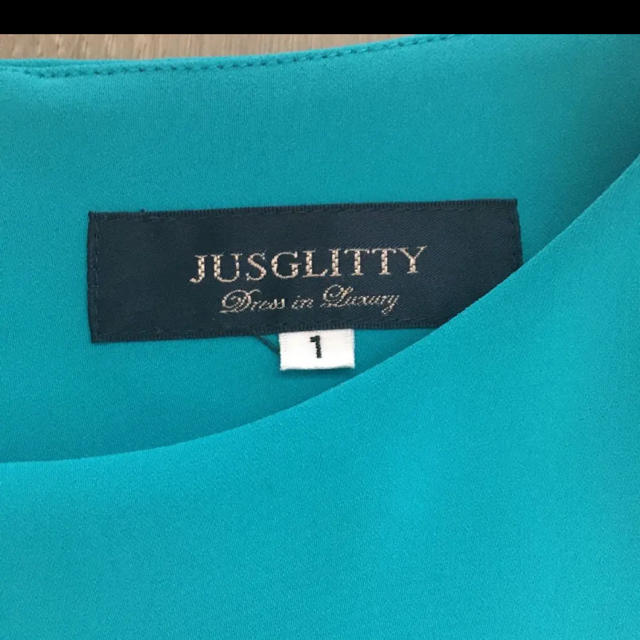 JUSGLITTY(ジャスグリッティー)のワンピース レディースのワンピース(ひざ丈ワンピース)の商品写真