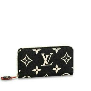 ルイヴィトン(LOUIS VUITTON)の非常に入手困難‼️正規【日本完売コレクション品 LV長財布】(財布)