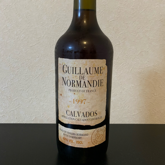 カルバドス ギョーム・ドゥ・ノルマンディー 1997 食品/飲料/酒の酒(ブランデー)の商品写真