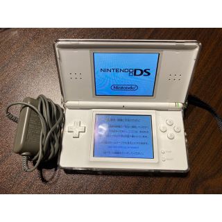 ニンテンドーDS(ニンテンドーDS)のDS lite 本体と充電コード(携帯用ゲーム機本体)