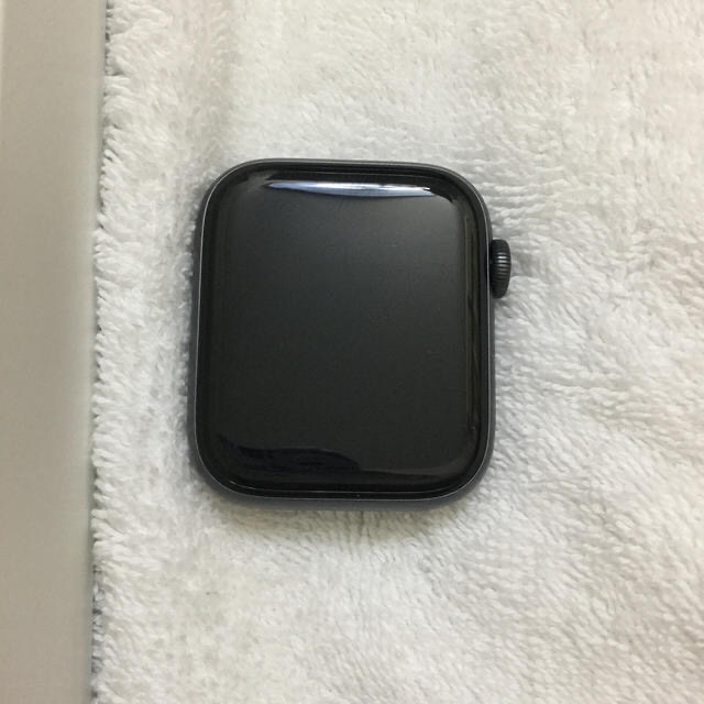 Apple Watch(アップルウォッチ)のApple Watch 4 44mm GPS アップルウォッチ4スペースグレイ メンズの時計(腕時計(デジタル))の商品写真