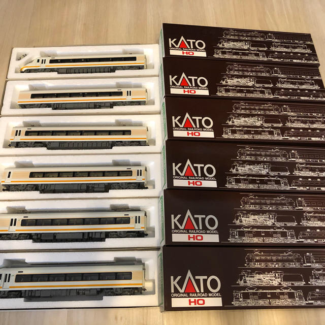 KATO`(カトー)の【売却済み】近鉄 アーバンライナー 21000系6両セット KATO 3-501 エンタメ/ホビーのおもちゃ/ぬいぐるみ(鉄道模型)の商品写真