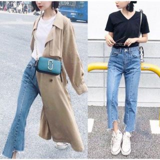 マウジー(moussy)の【人気完売品】　MOUSSY　再構築　強ハイウエスト　クロップドデニム(デニム/ジーンズ)