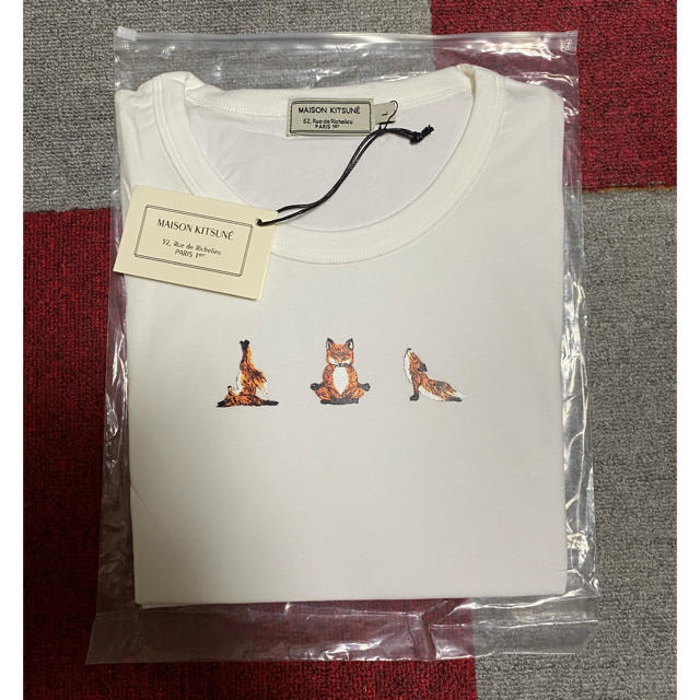 MAISON KITSUNE Tシャツ YOGA FOX PRINT