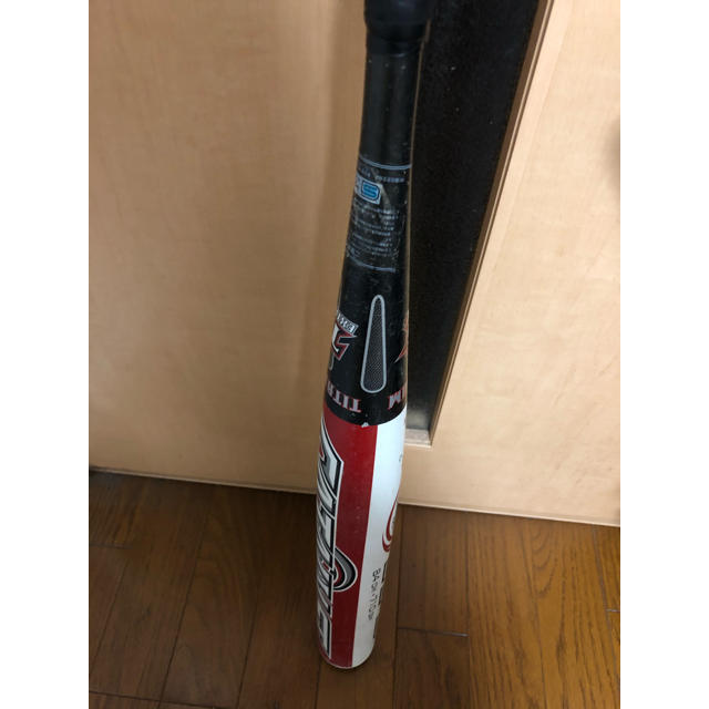 Louisville Slugger(ルイスビルスラッガー)のカタリスト　バット スポーツ/アウトドアの野球(バット)の商品写真