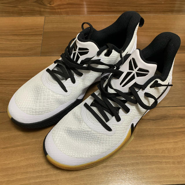 NIKE マンバフォーカス　28