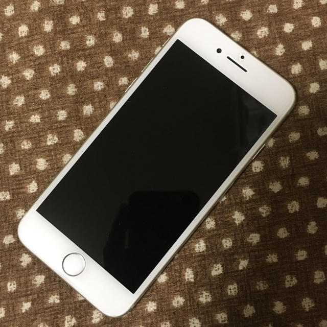 美品 iPhone 8 64GB シルバー simフリー - www.sorbillomenu.com