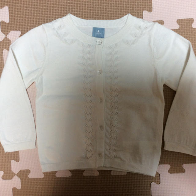 babyGAP(ベビーギャップ)のカーディガン☆新品未使用品☆ キッズ/ベビー/マタニティのキッズ服女の子用(90cm~)(カーディガン)の商品写真