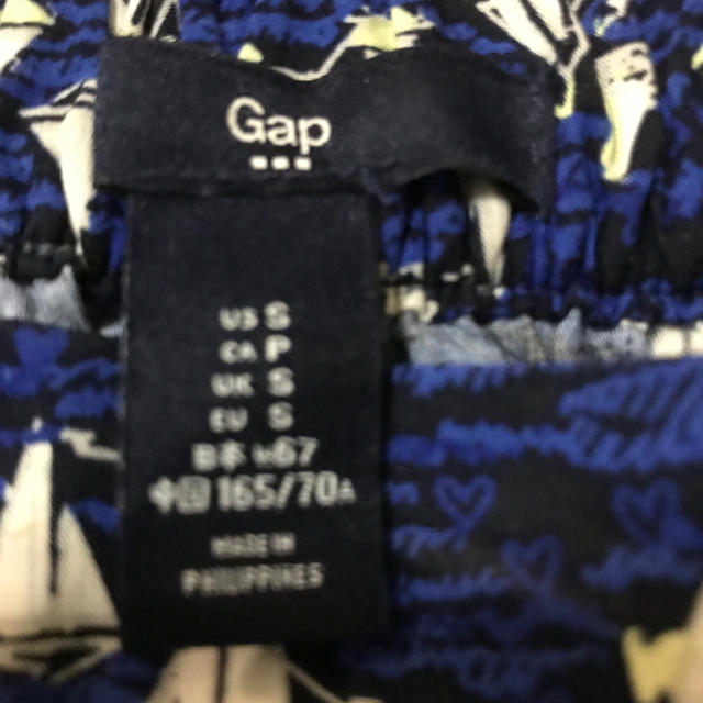 GAP(ギャップ)のミニスカート　青　ヨット柄　GAP レディースのスカート(ミニスカート)の商品写真