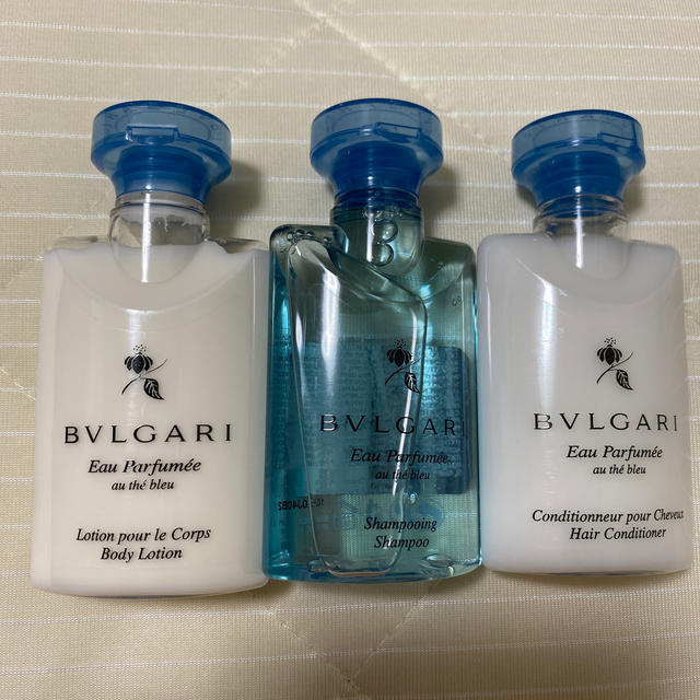 BVLGARI(ブルガリ)のブルガリ アメニティ 3点セット コスメ/美容のキット/セット(サンプル/トライアルキット)の商品写真