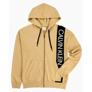 カルバンクライン(Calvin Klein)のカルバンクライン　新品　メンズ　ジップアップパーカー(ベージュM)(パーカー)