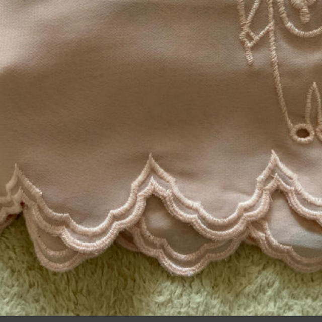 シェリーラファムフランシュリッペ　刺繍が可愛いロングスカート