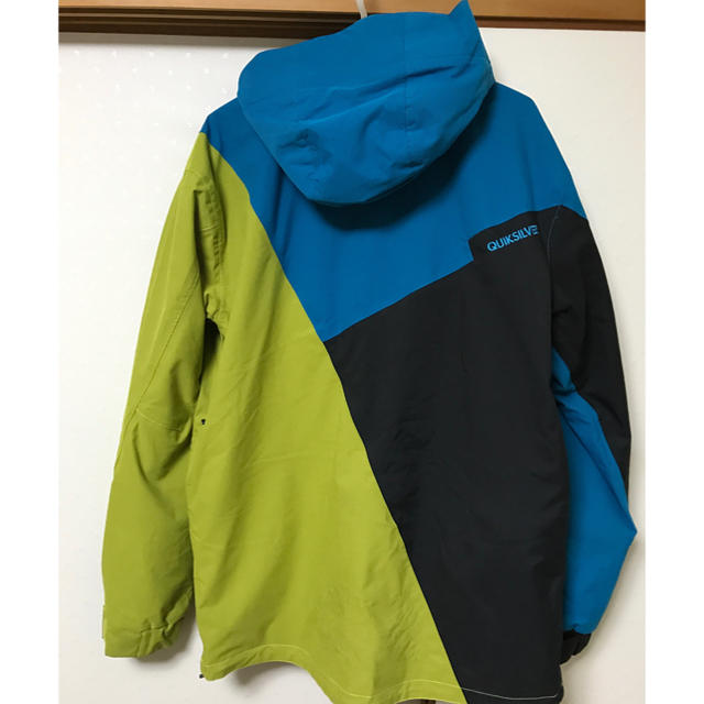 QUIKSILVER(クイックシルバー)のクイックシルバー　スノーボードウェア　ジャケット スポーツ/アウトドアのスノーボード(ウエア/装備)の商品写真