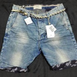 ベルシュカ(Bershka)のベルシュカ Bershka ハーフパンツ デニム USED加工  44　メンズ(ショートパンツ)