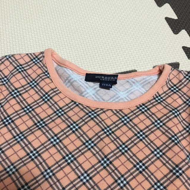 BURBERRY(バーバリー)のバーバリー♡Tシャツ/110A オレンジ系 キッズ/ベビー/マタニティのキッズ服女の子用(90cm~)(Tシャツ/カットソー)の商品写真