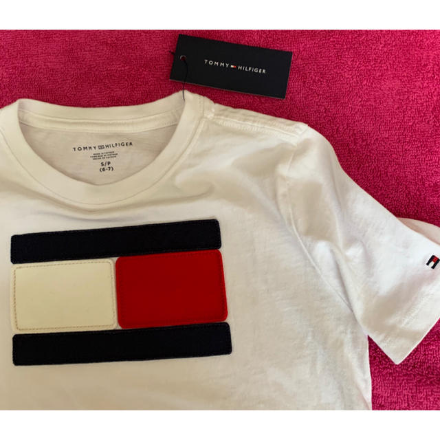 TOMMY HILFIGER(トミーヒルフィガー)のTOMMY HILFIGER  Tシャツ キッズ/ベビー/マタニティのキッズ服男の子用(90cm~)(Tシャツ/カットソー)の商品写真