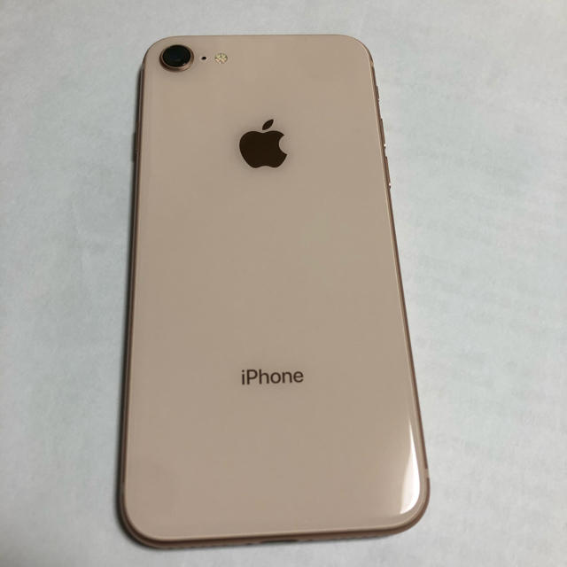 Apple(アップル)のiPhone8 SIMフリー スマホ/家電/カメラのスマートフォン/携帯電話(スマートフォン本体)の商品写真