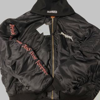 バレンシアガ(Balenciaga)の本日まで　vetements total fucking darknes tfd(ブルゾン)