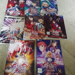 カドカワショテン(角川書店)の「 レンタル落ち」Ｆａｔｅ／ｓｔａｙ　ｎｉｇｈｔ　全８巻　DVD(アニメ)