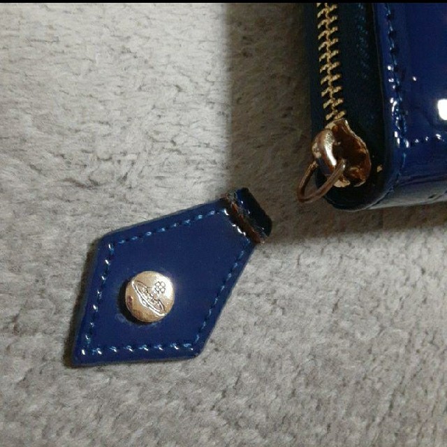 Vivienne Westwood(ヴィヴィアンウエストウッド)のヴィヴィアン 青 エナメル 財布 メンズのファッション小物(長財布)の商品写真