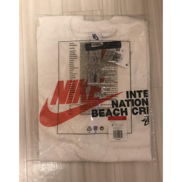 STUSSY(ステューシー)のSTÜSSY/NIKE REACH THE BEACH POSSE TEE L メンズのトップス(Tシャツ/カットソー(半袖/袖なし))の商品写真