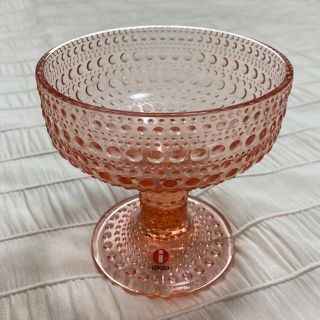 イッタラ(iittala)の【限定色】サーモンピンク イッタラ カステヘルミ スタンドボウル 350ml(食器)