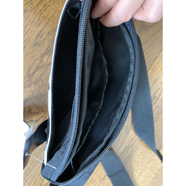 adidas(アディダス)の新品 ADIDAS Lin Per Waist Bag 品番S99983 レディースのバッグ(ボディバッグ/ウエストポーチ)の商品写真