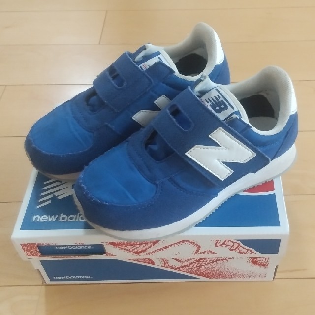 New Balance(ニューバランス)のニューバランス　キッズベビー18.5cm　ブルー　スニーカー キッズ/ベビー/マタニティのキッズ靴/シューズ(15cm~)(スニーカー)の商品写真