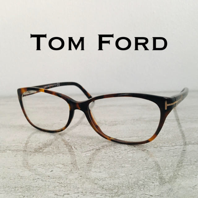 トムフォード　TF5142 眼鏡　サングラス　ブラウンハバナ　TomFord54mmレンズ間鼻幅