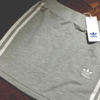 アディダス(adidas)のアディダススウェットスカート(ミニスカート)