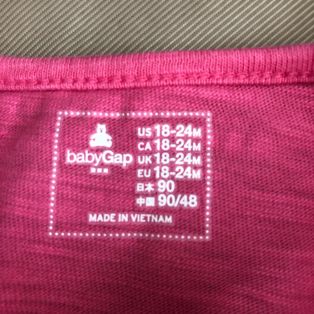 babyGAP(ベビーギャップ)のbabyGap 90 Tシャツ キッズ/ベビー/マタニティのキッズ服女の子用(90cm~)(Tシャツ/カットソー)の商品写真