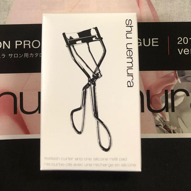 shu uemura(シュウウエムラ)の【新品】シュウウエムラ ビューラー アイラッシュカーラーN コスメ/美容のメイク道具/ケアグッズ(ビューラー・カーラー)の商品写真