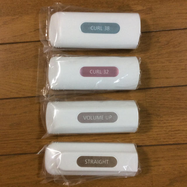 Panasonic(パナソニック)のヘアアイロン アタッチメント４点 スマホ/家電/カメラの美容/健康(ヘアアイロン)の商品写真