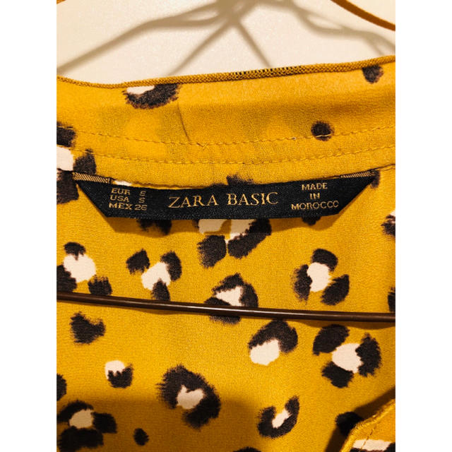 ZARA(ザラ)のZARA アニマル柄ブラウス レディースのトップス(シャツ/ブラウス(長袖/七分))の商品写真