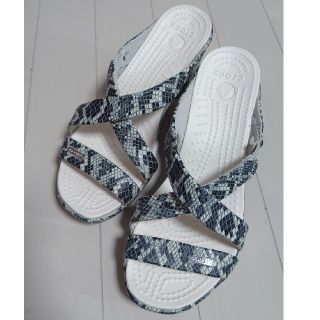 クロックス(crocs)のcrocs クロックス Cyprus サイプラス W5 スネーク(サンダル)