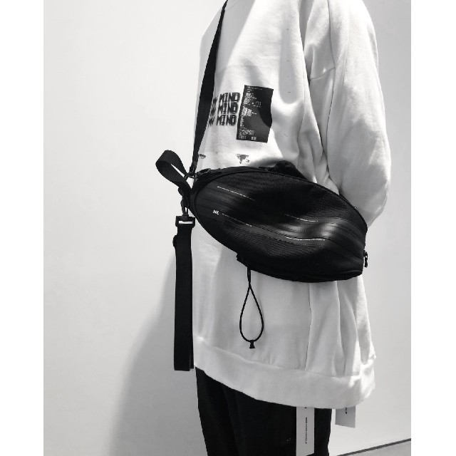 JULIUS(ユリウス)のnilos julius ball bag メンズのバッグ(ショルダーバッグ)の商品写真