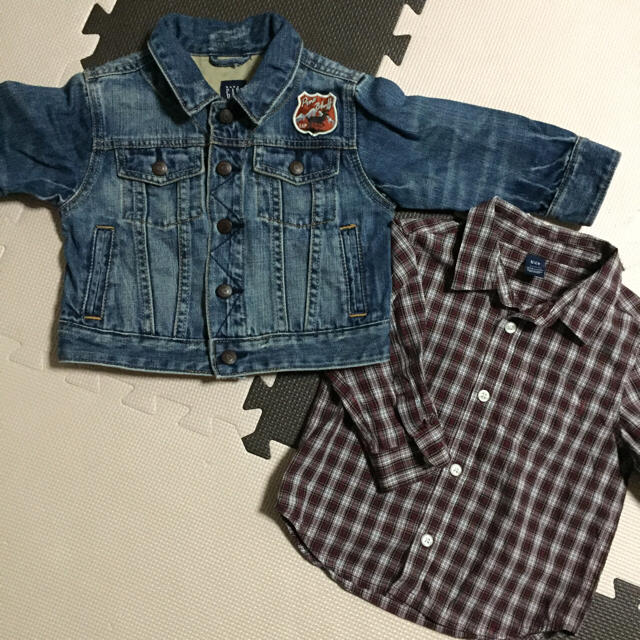 babyGAP(ベビーギャップ)のBABYGAP デニムジャケット セット キッズ/ベビー/マタニティのキッズ服男の子用(90cm~)(ジャケット/上着)の商品写真