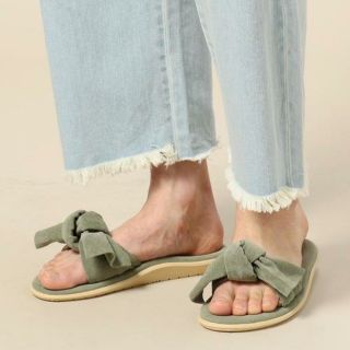 アイランドスリッパ(ISLAND SLIPPER)の【別注】＜ISLAND SLIPPER＞ HAWELEリボンフラットサンダル(サンダル)