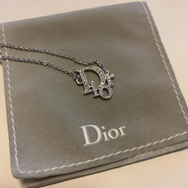 Dior ネックレス  ピアス2点 新品未使用品