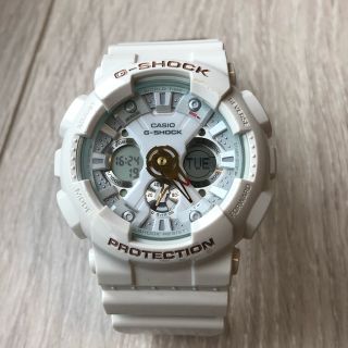 ジーショック(G-SHOCK)のデカG/G-SHOCK5229ホワイト/ゴールド/デジアナ(腕時計(デジタル))