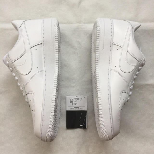 NIKE(ナイキ)の新品 NIKE AIR FORCE 1 07 LOWナイキ エアーフォース1 靴 メンズの靴/シューズ(スニーカー)の商品写真