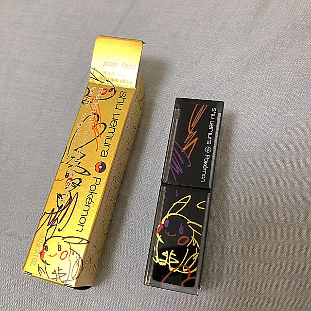 shu uemura(シュウウエムラ)の最終お値下げ【新品】シュウウエムラ×ピカチュウ　限定リップ コスメ/美容のベースメイク/化粧品(口紅)の商品写真