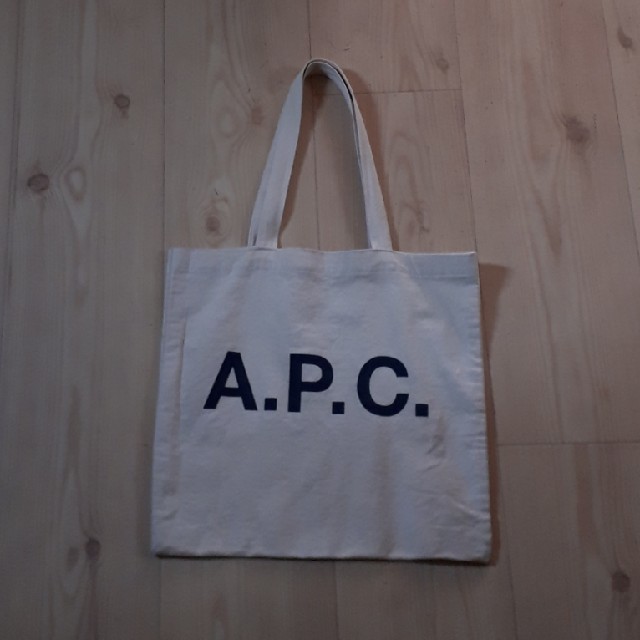 A.P.C(アーペーセー)のA.P.C.☆トートバッグ レディースのバッグ(トートバッグ)の商品写真