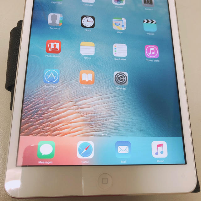 iPad(アイパッド)の iPad mini Wi-Fi 16GB SILVER スマホ/家電/カメラのPC/タブレット(タブレット)の商品写真