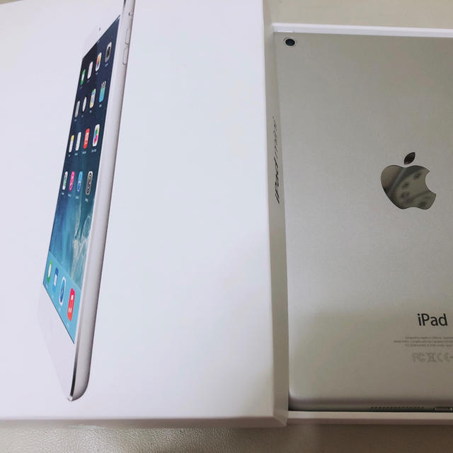 iPad(アイパッド)の iPad mini Wi-Fi 16GB SILVER スマホ/家電/カメラのPC/タブレット(タブレット)の商品写真