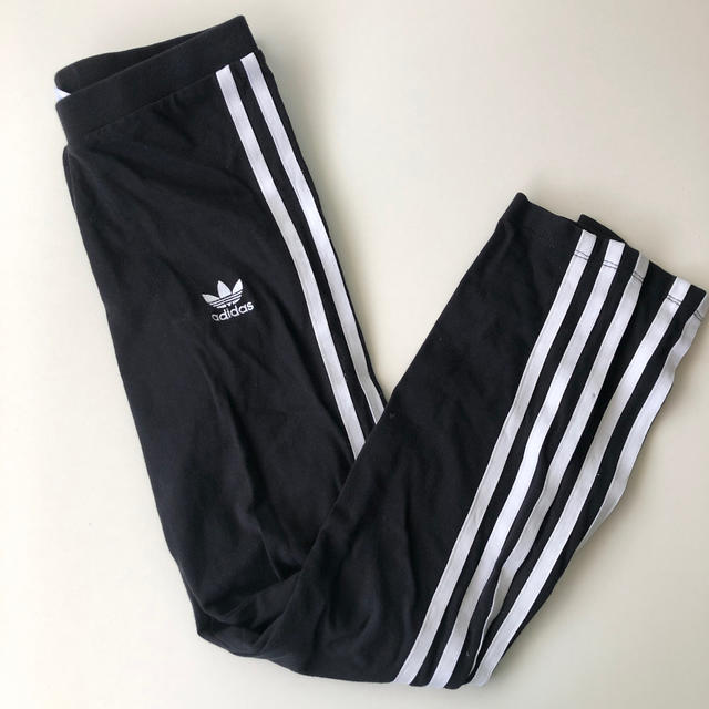 adidas(アディダス)のadidasOriginal スパッツ  レディースのレッグウェア(レギンス/スパッツ)の商品写真