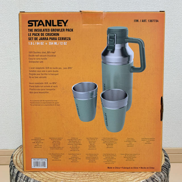 Stanley(スタンレー)のSTANLEY グロウラー　スクーナー2個付　スタンレー　水筒　コストコ スポーツ/アウトドアのアウトドア(食器)の商品写真